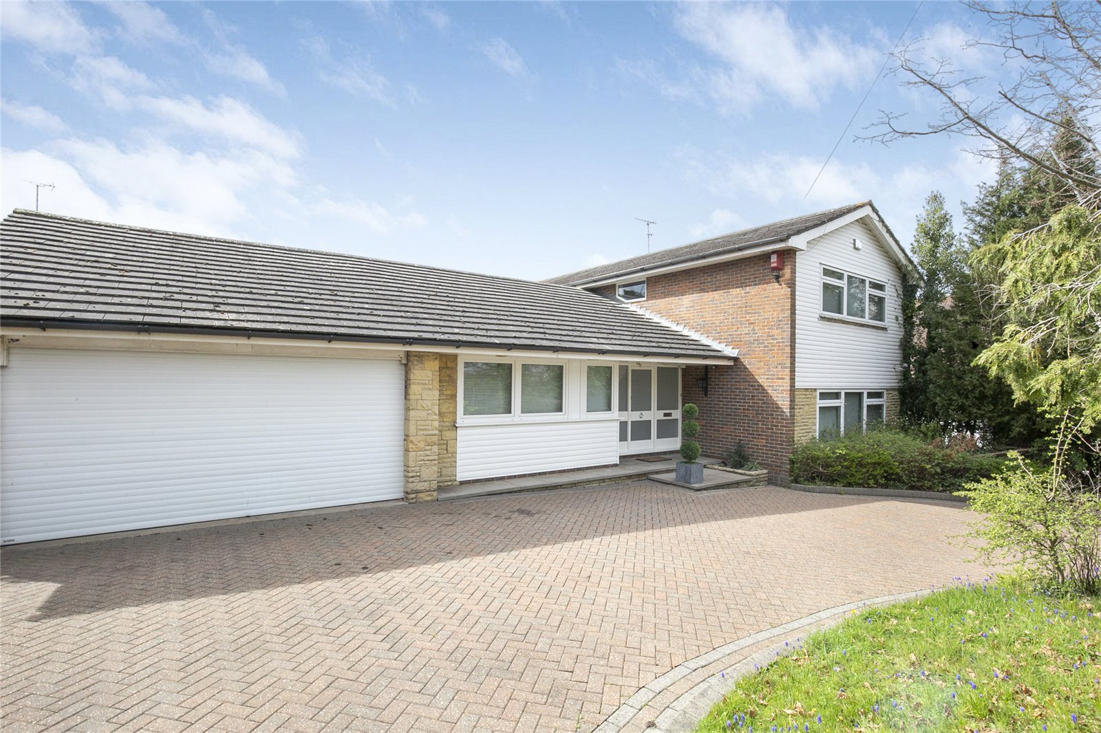 Lane, Totteridge Statons