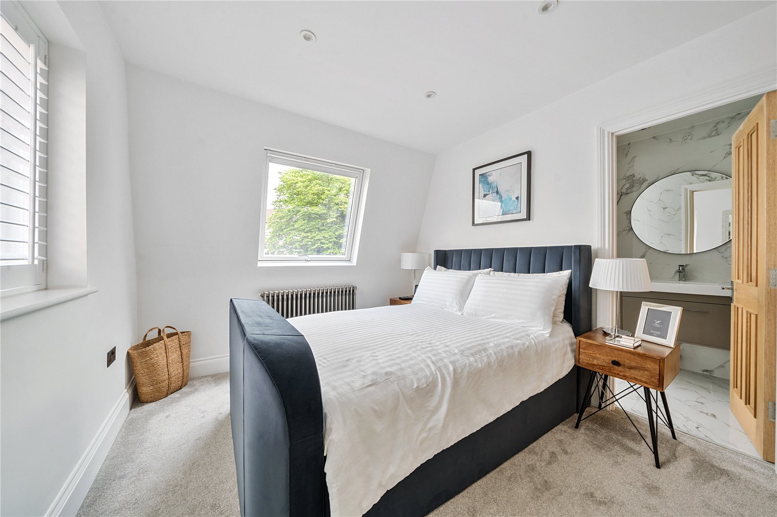 Brookside, East Statons