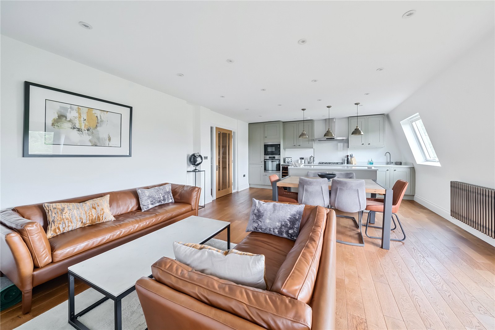 Brookside, East Statons