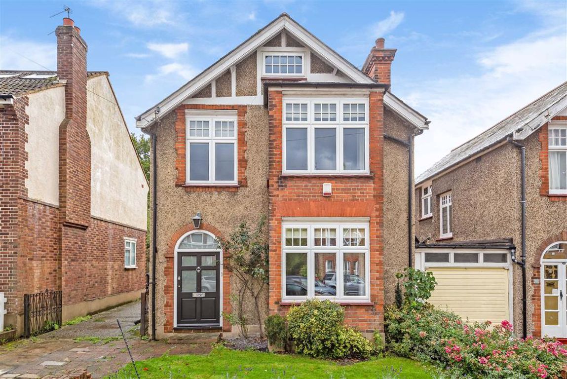 Byng Road, High Hertfordshire Statons