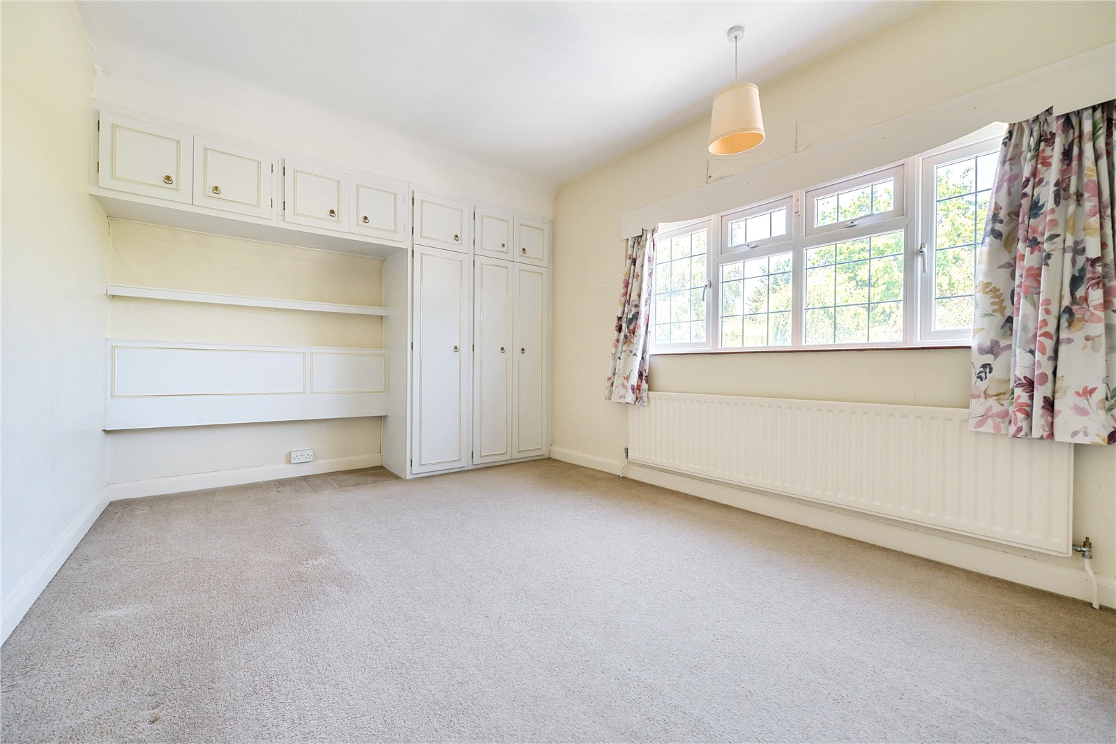 Greenway Close, Totteridge Statons