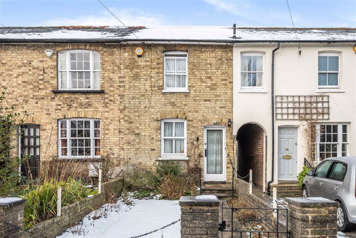 Hadley Highstone, Hertfordshire Statons