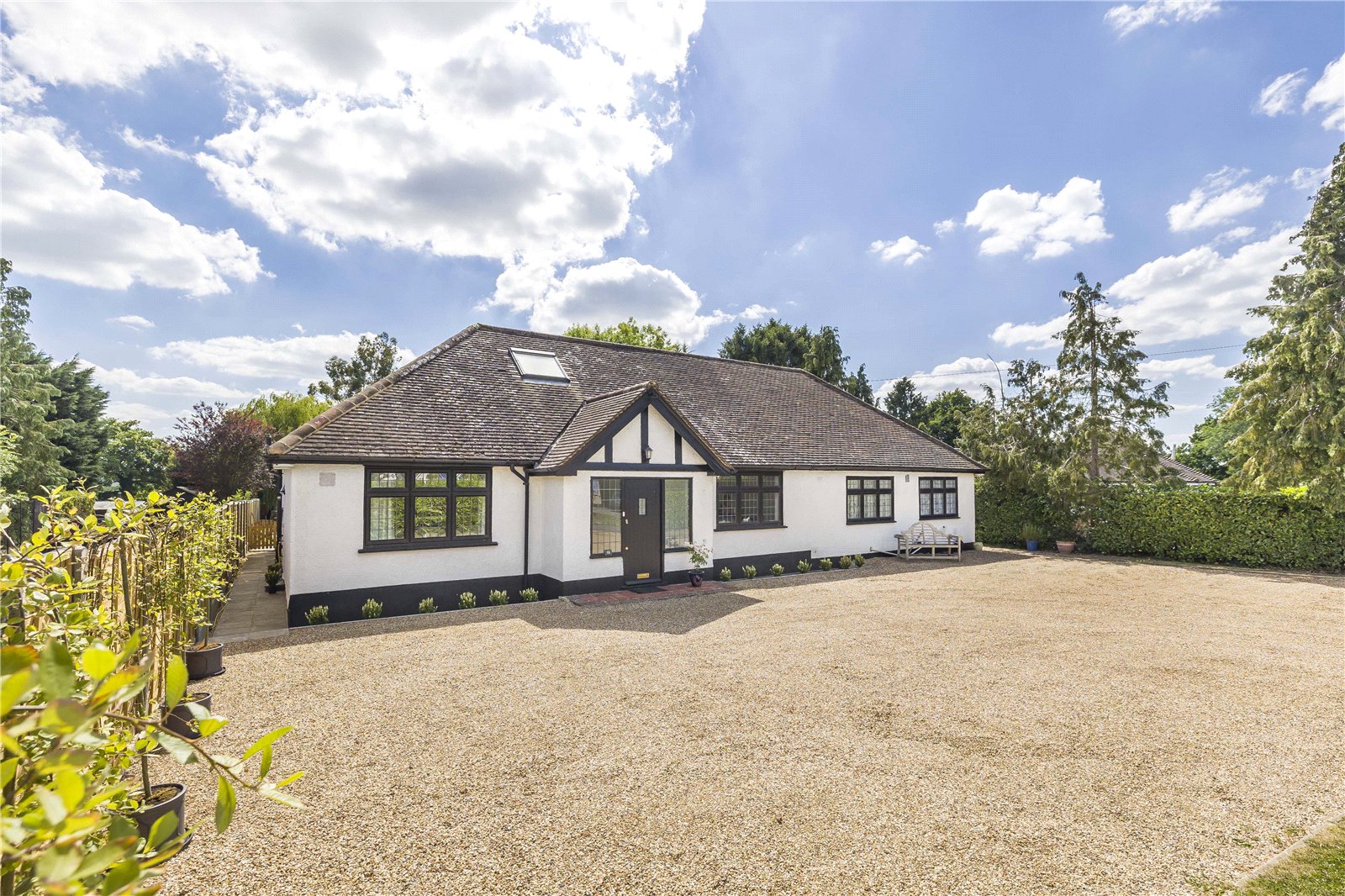 Hawkshead Lane, North Mymms Statons