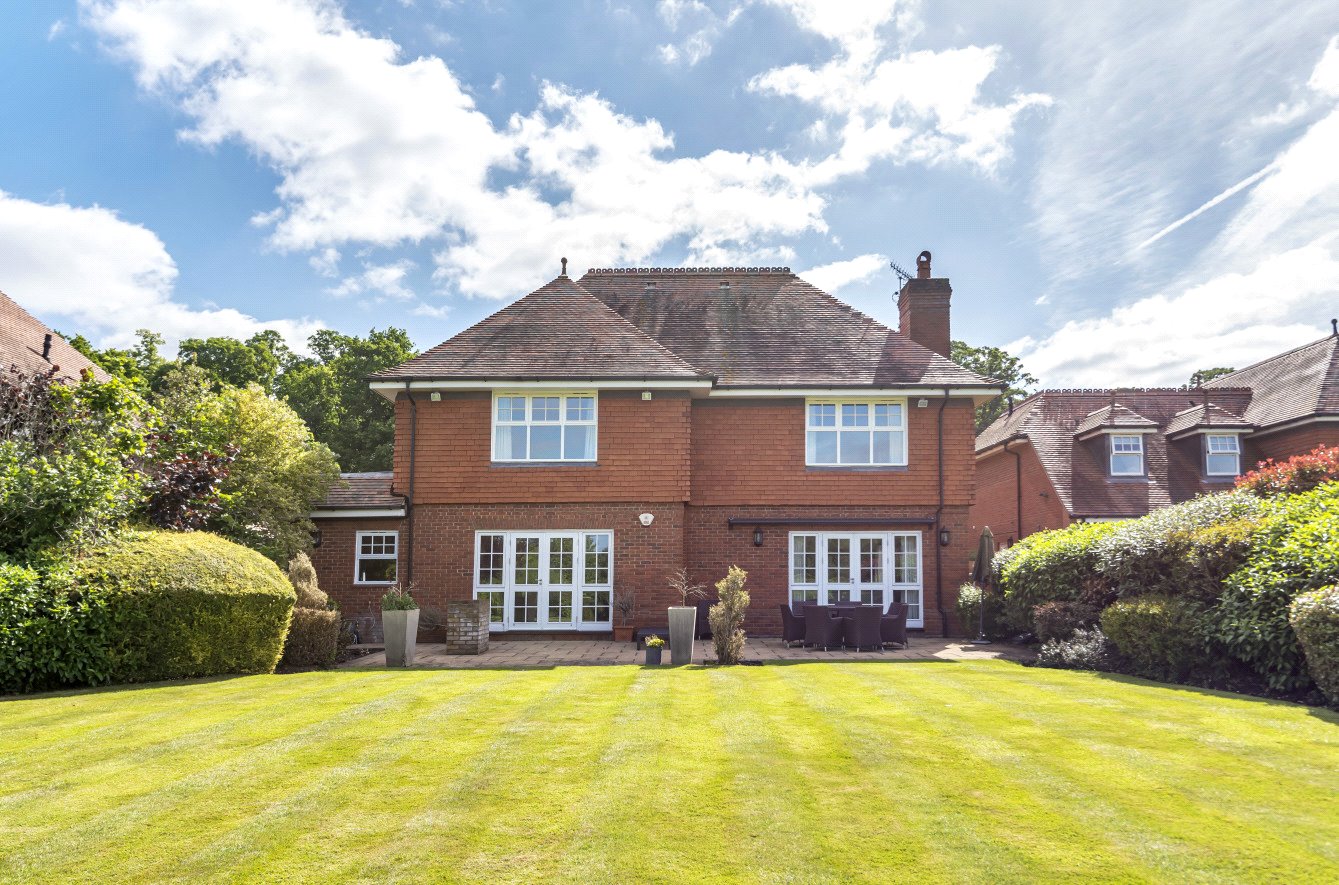 Holbrook Gardens, Aldenham Statons