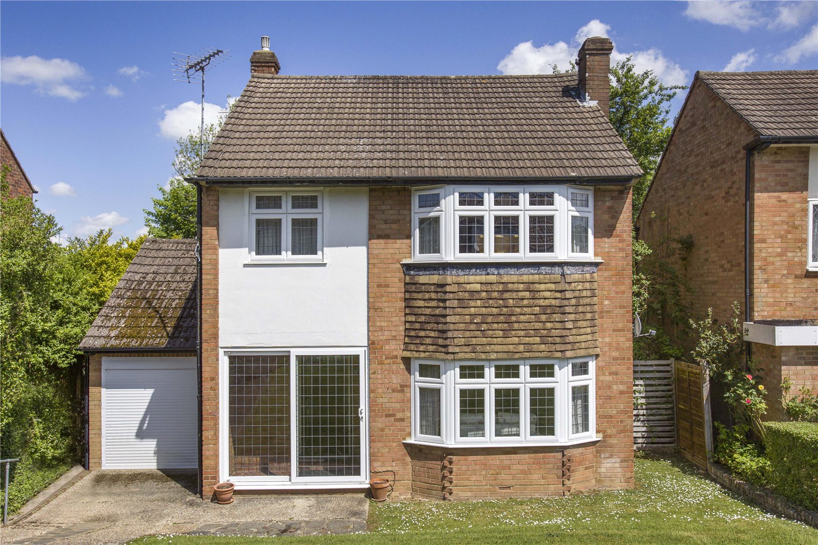 Homewood Avenue, Cuffley Statons