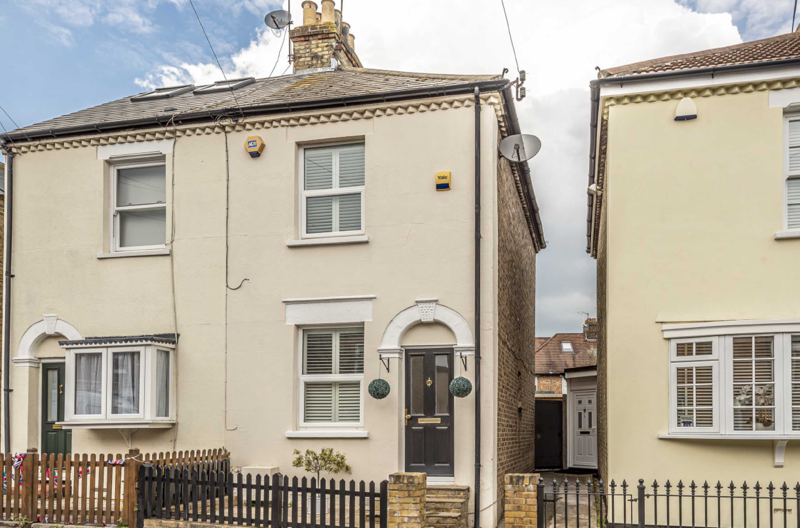 Jackson Road, East Statons