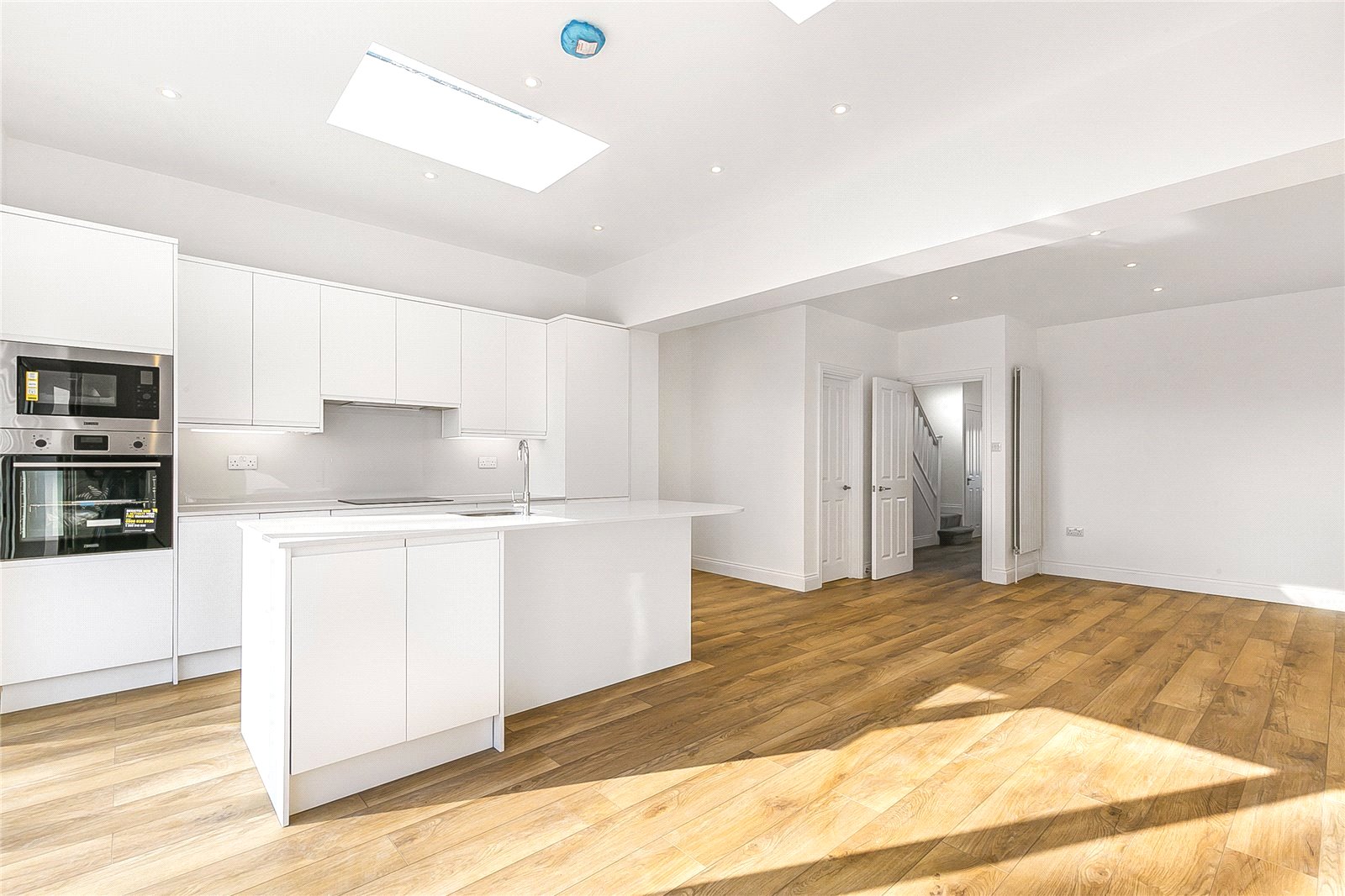 Park Avenue, Potters Bar Statons