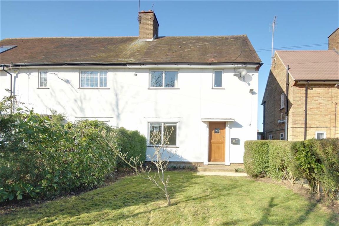 Phillimore Place, Radlett, Hertfordshire Statons