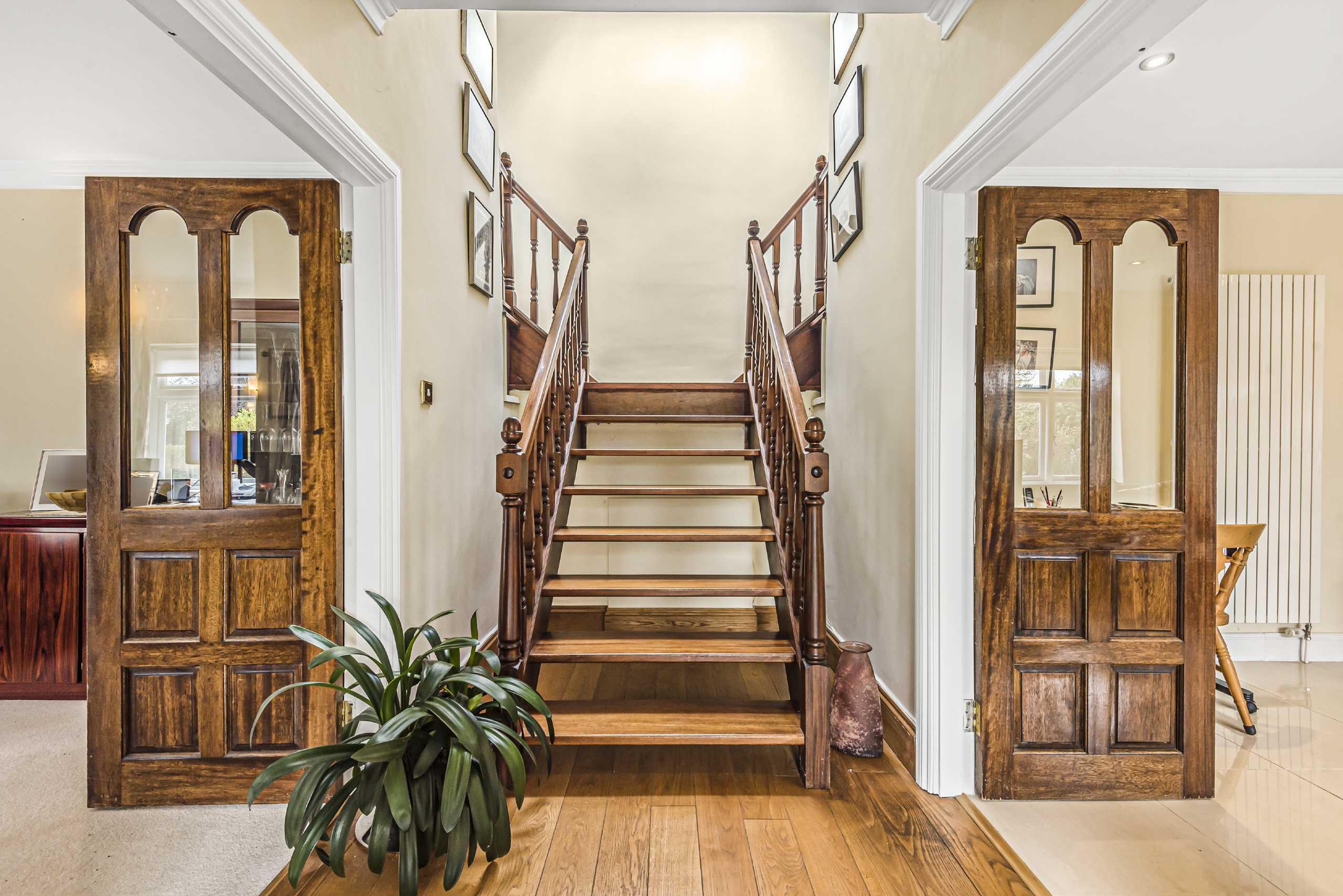 Summerhouse Lane, Aldenham Statons