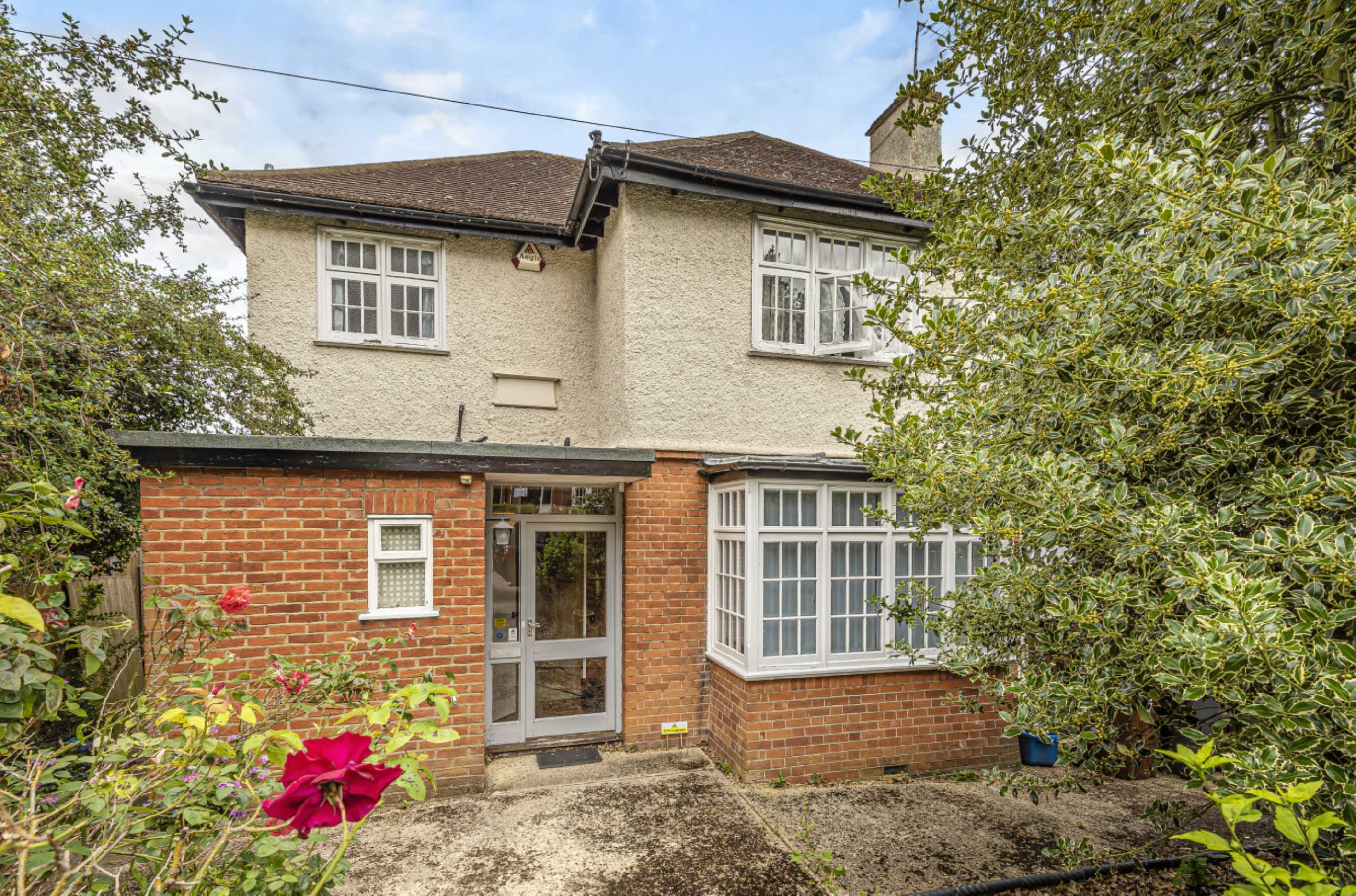 The Crosspath, Radlett Statons