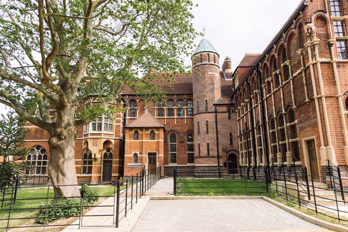 Wildernesse House, Wilderness Close, Edgware, HA8 Statons