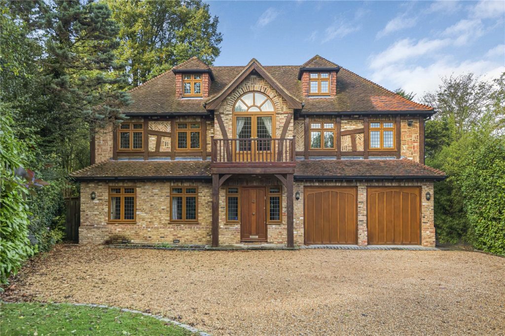 Crown Close, Mill Hill