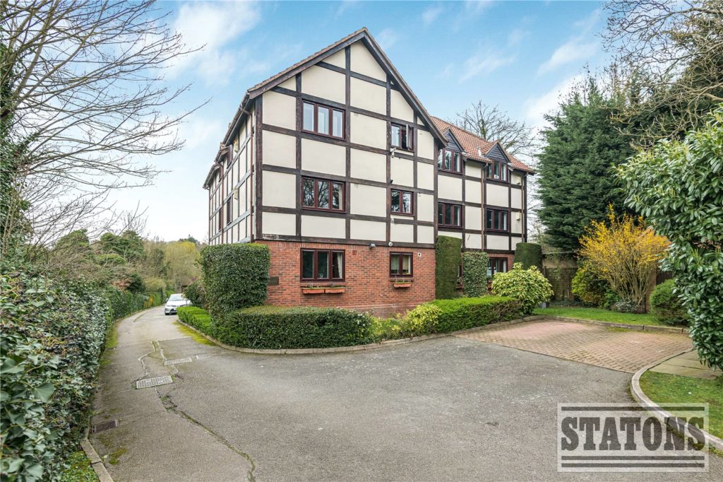 Crescent East, Hadley Wood