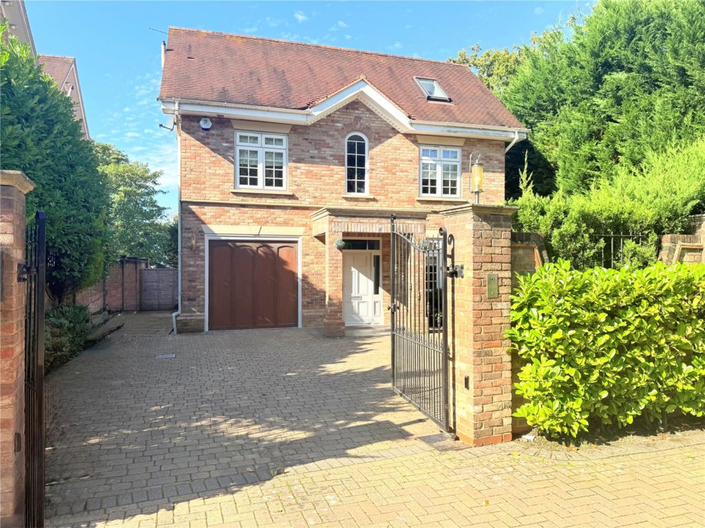 Sandalwood Close, Arkley