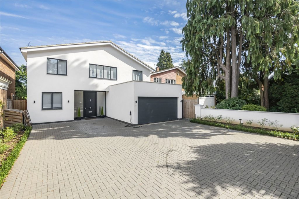 Oakleigh Park South, Oakleigh Park