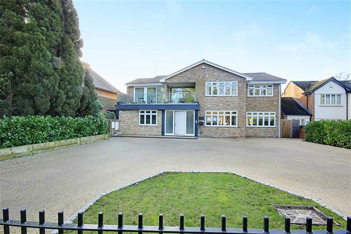 Upland Drive, Brookmans Park Hatfield, Hertfordshire Statons