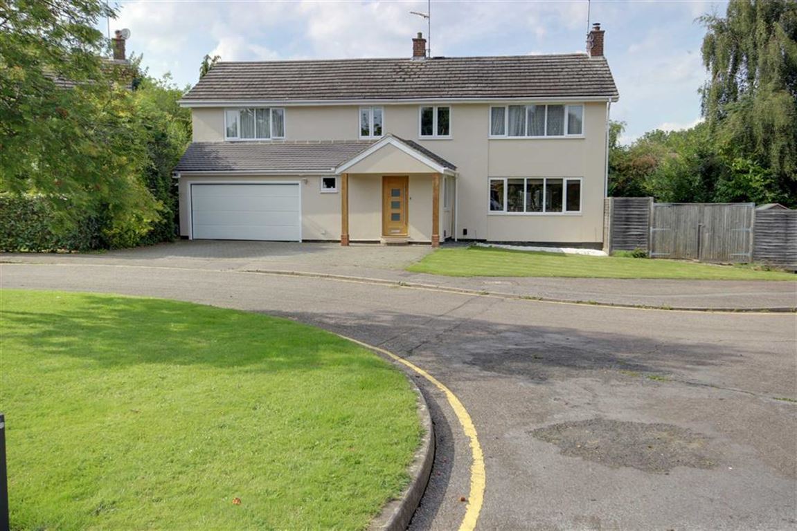 Starling Lane, Cuffley, Hertfirdshire Statons