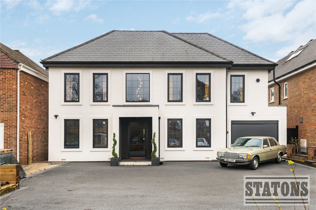 Kingwell Road, Hadley Wood