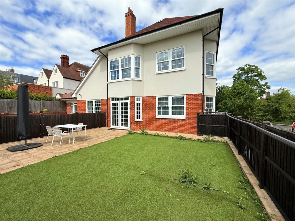 Totteridge Lane, London
