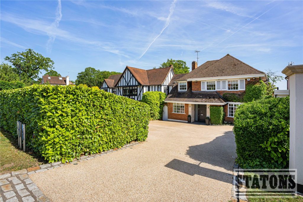 Camlet Way, Hadley Wood