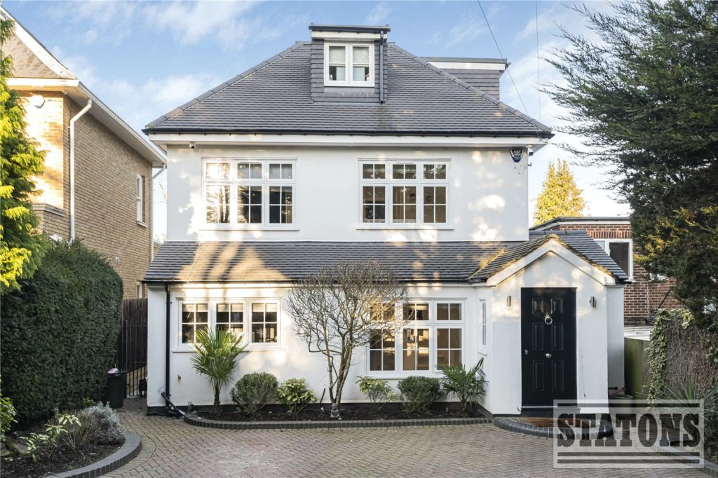 Hendon Wood Lane, Mill Hill