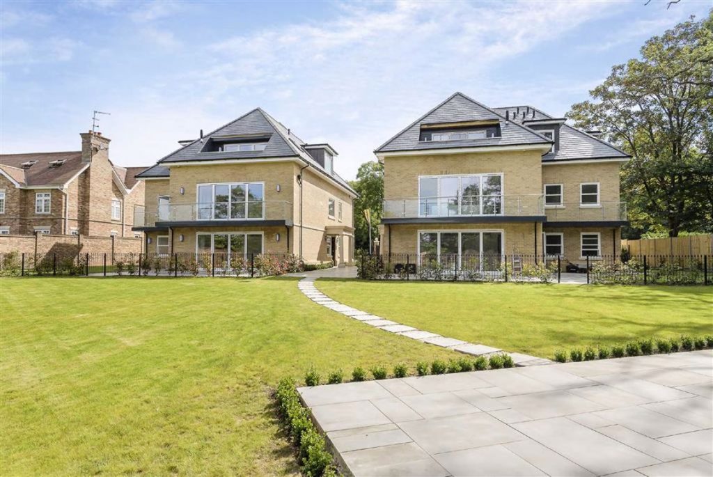 Amethyst Close, Arkley, Hertfordshire Statons