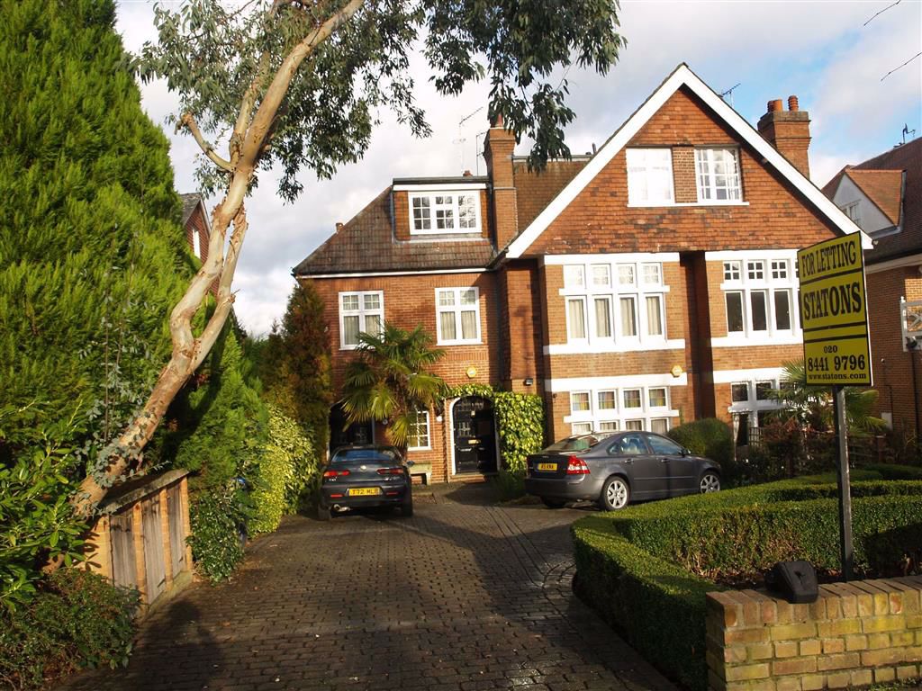 Crescent East, Hadley Wood, Hertfordshire Statons