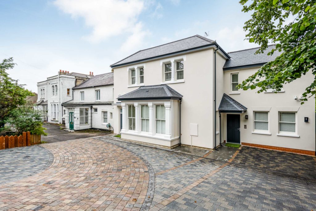Barnet Road, Arkley