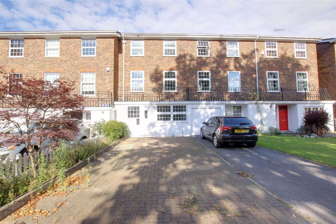 York Road, New Hertfordshire Statons