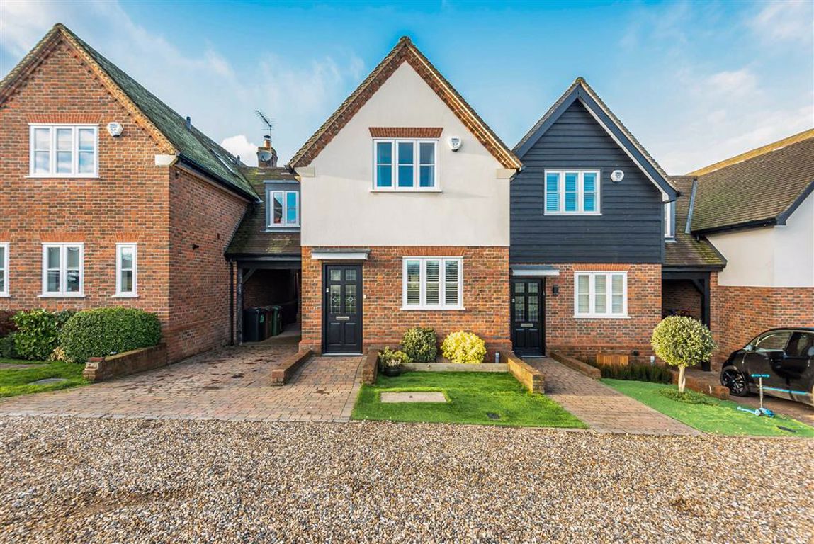 Old Nursery Close, Radlett, Hertfordshire Statons