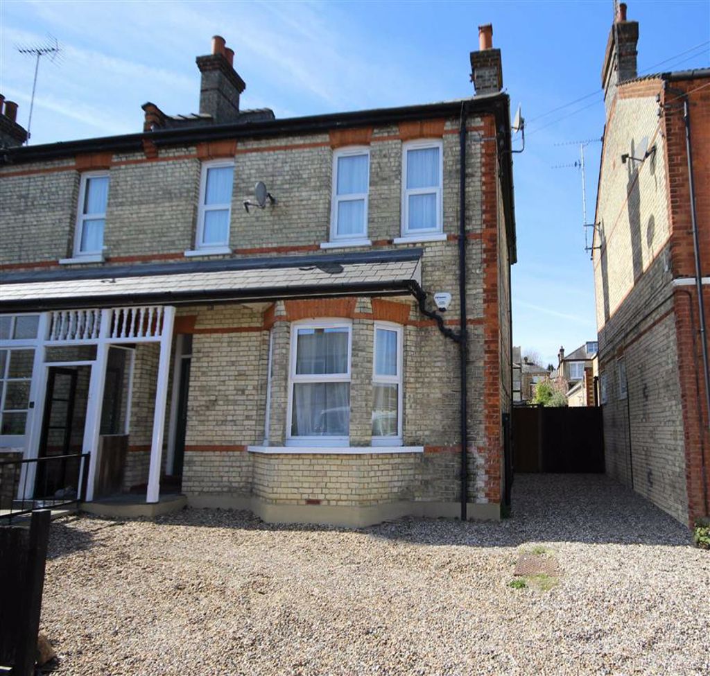 Hadley Road, Hertfordshire Statons