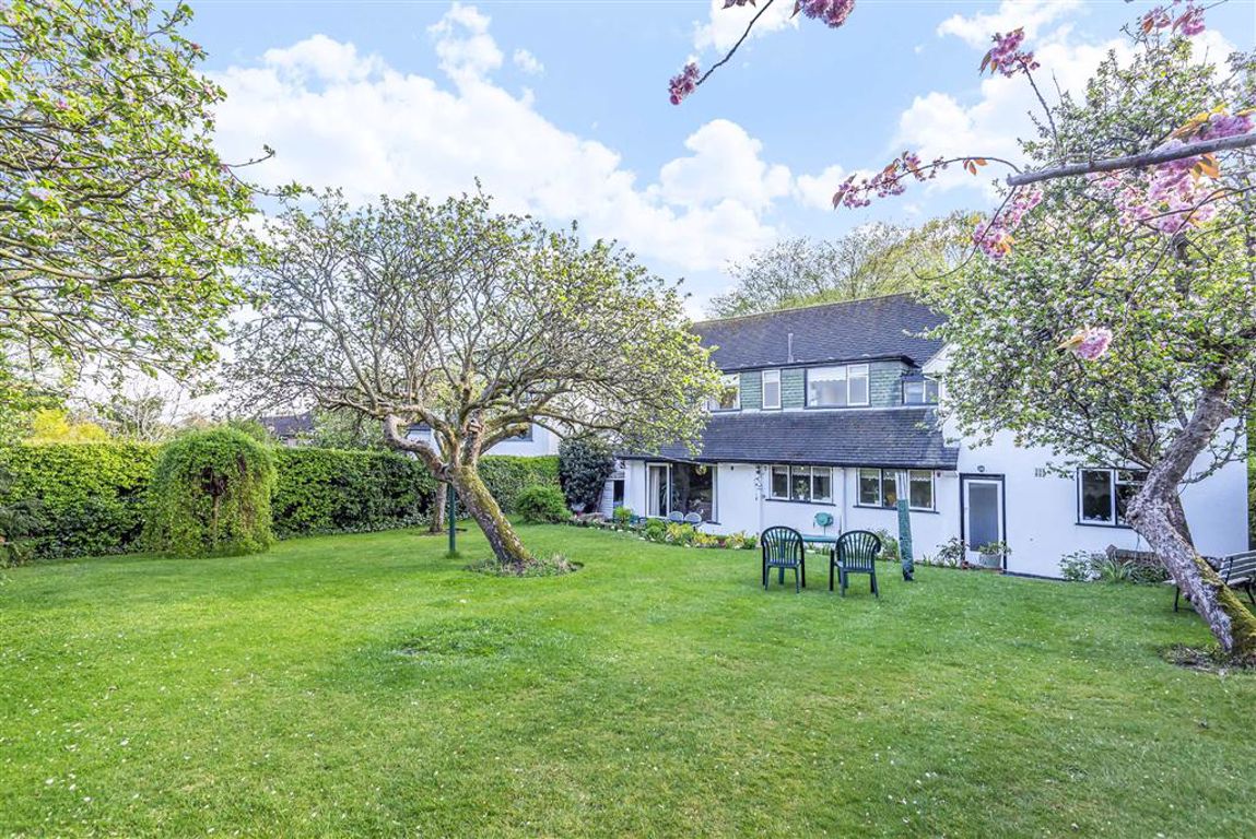 Hendon Wood Lane, London Statons