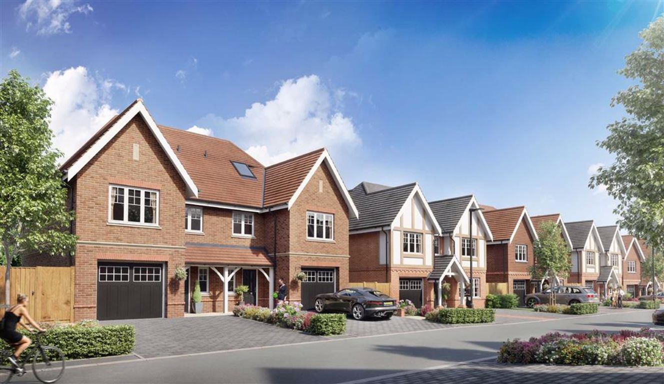 Cuffley Hill, Cuffley, Hertfordshire Statons