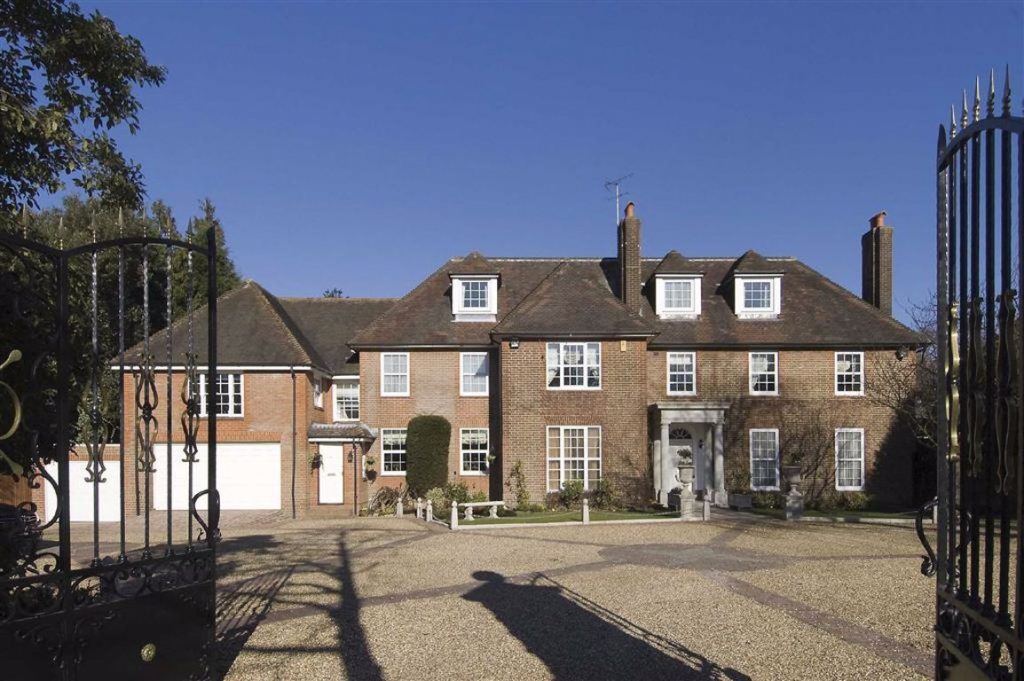 Totteridge Village, Totteridge, London Statons