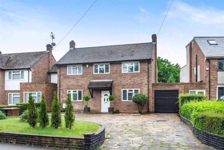 Shenley Hill, Radlett, Hertfordshire Statons