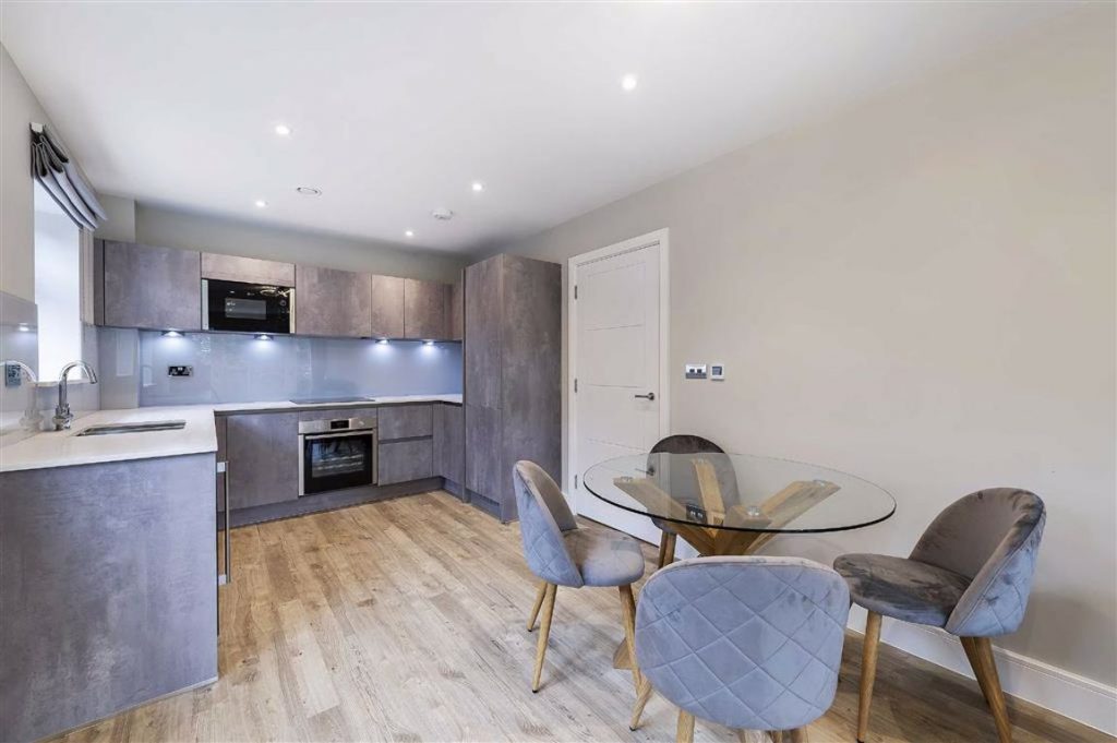 The Causeway, Potters Bar, Hertfordshire Statons