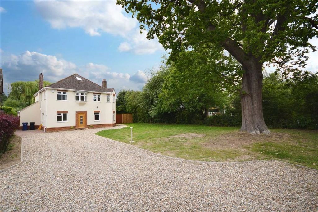Gate Lane, Arkley, Hertfordshire Statons