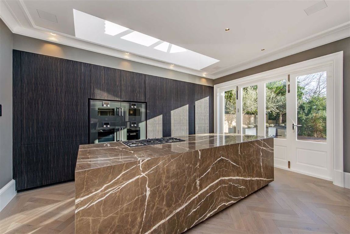 Premium Prices Paid for Quality Statons Estate Agents