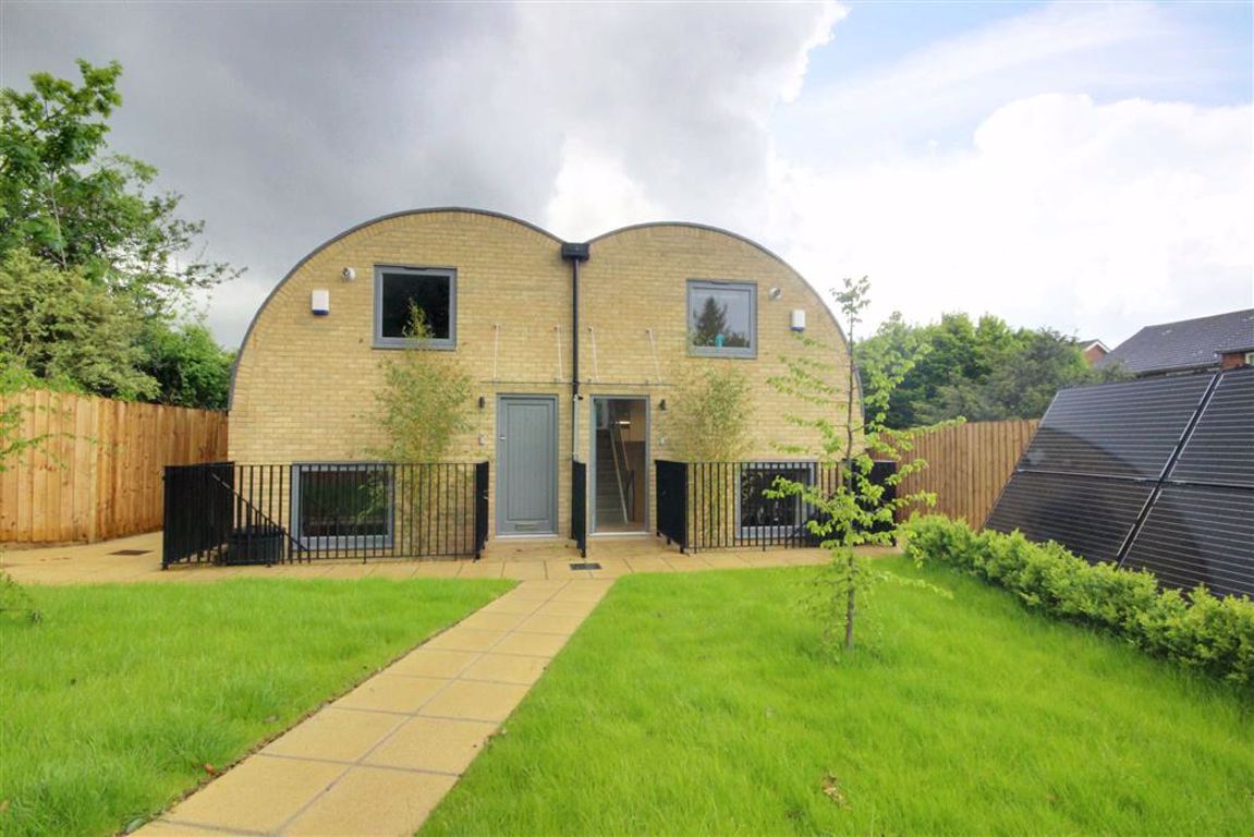 Off Richmond Road, New Hertfordshire Statons