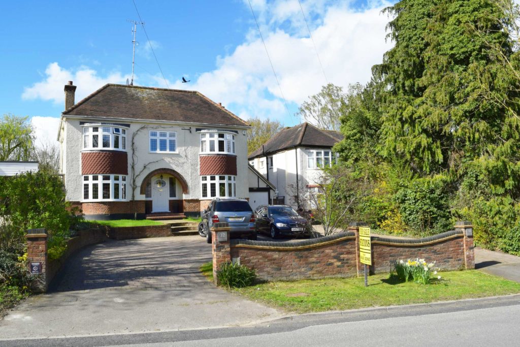 Galley Lane, Arkley Statons