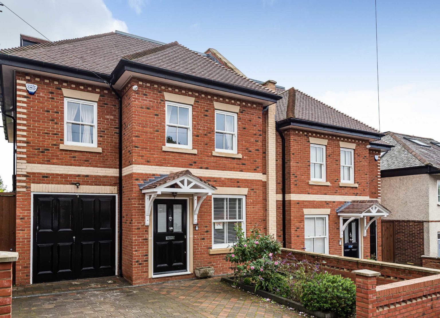 Woodville Road, New Statons