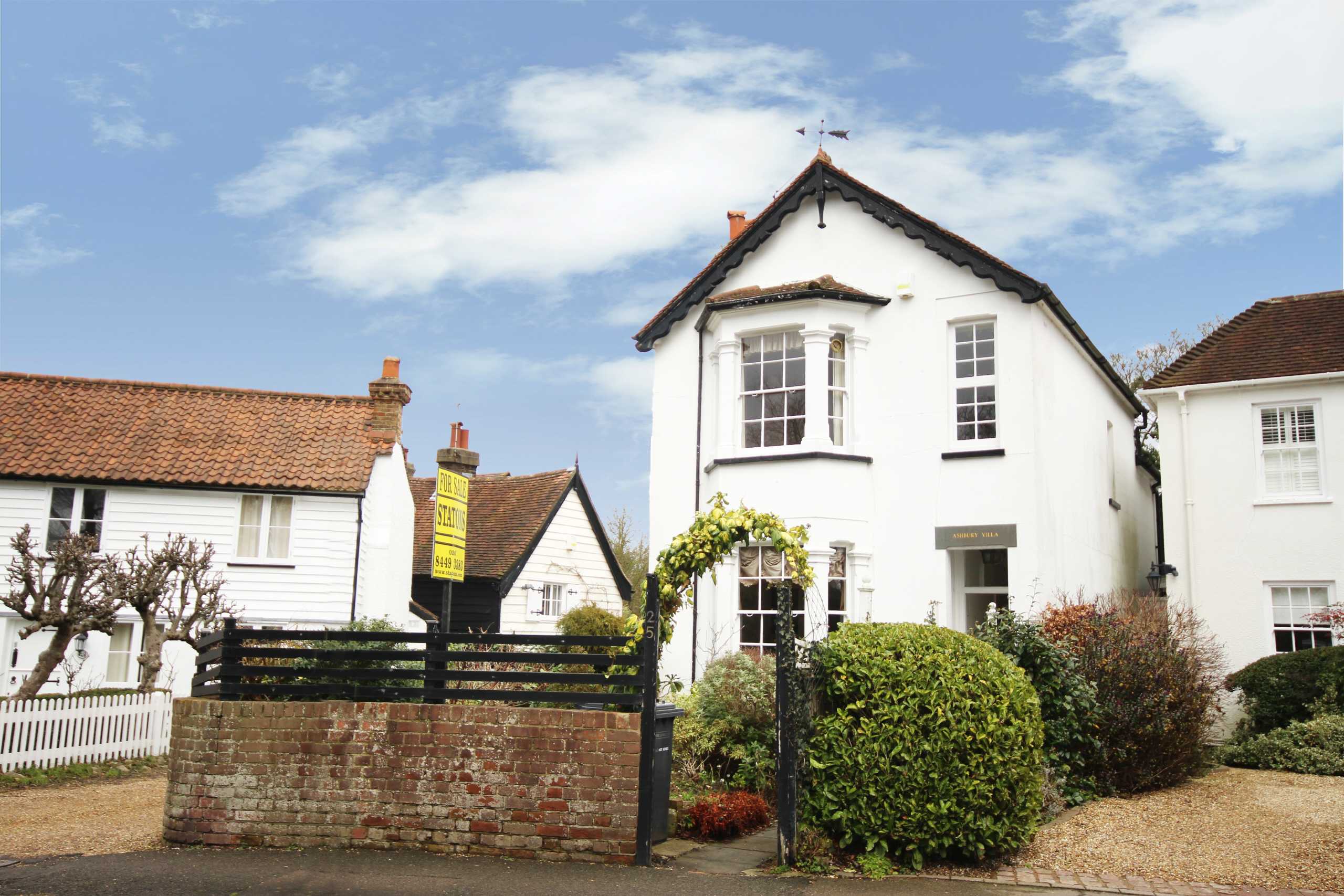 Dury Road, Hadley Highstone Statons