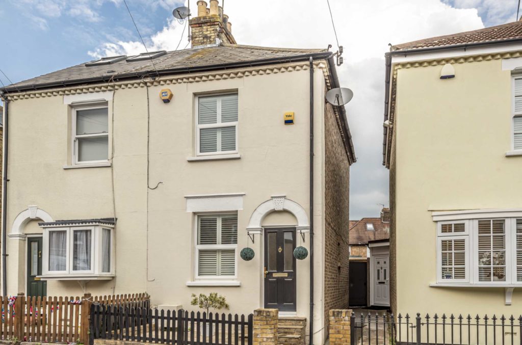 Jackson Road, East Statons