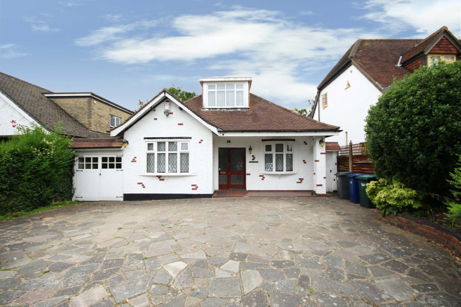 Gate Lane, Arkley Statons