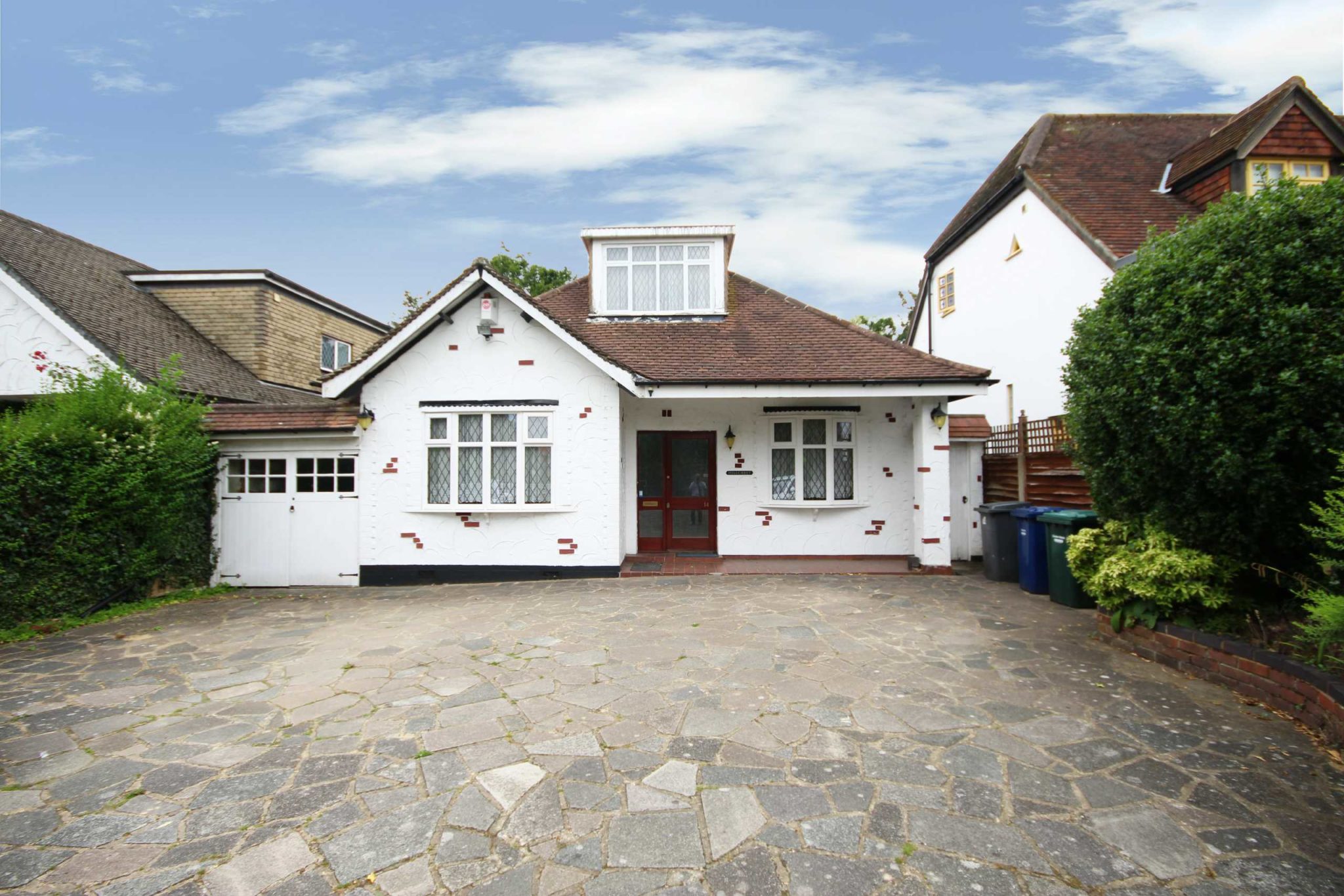 Gate Lane, Arkley Statons