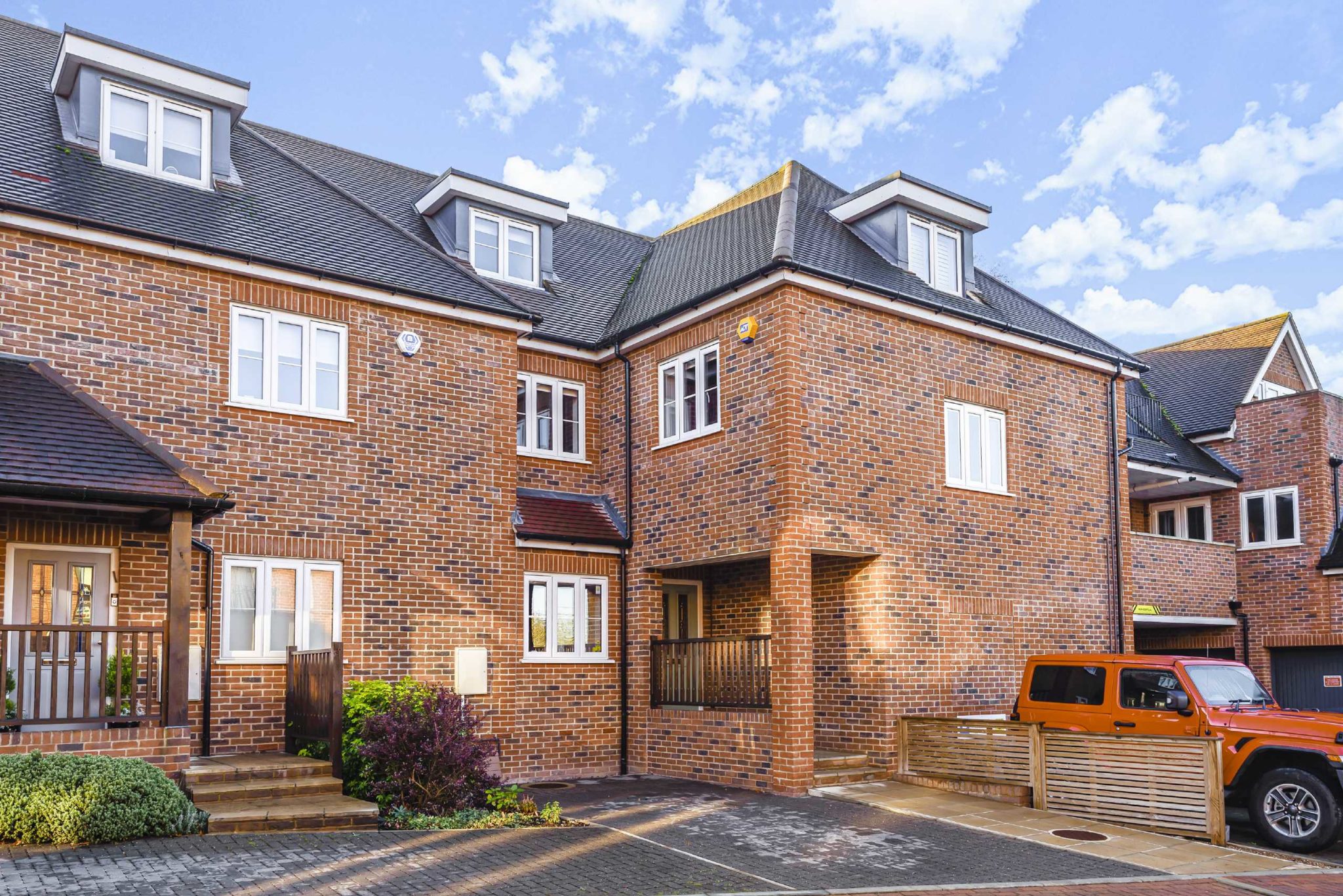 Green Close, Brookmans Park Statons