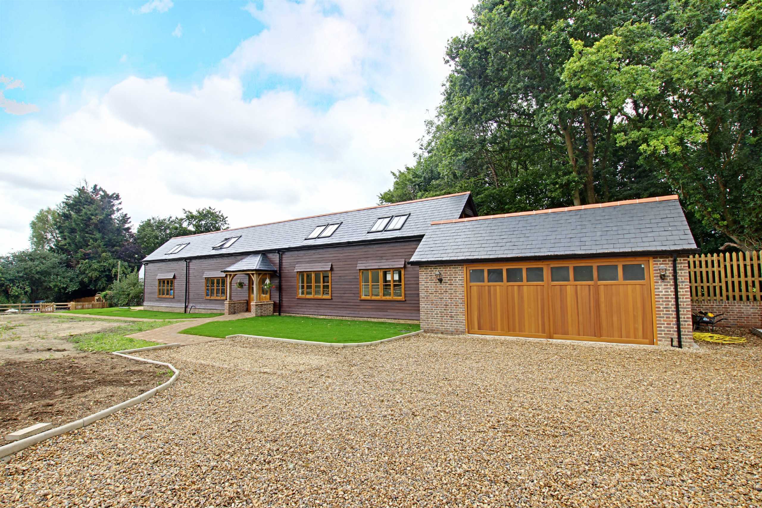 New Road, Letchmore Heath Statons