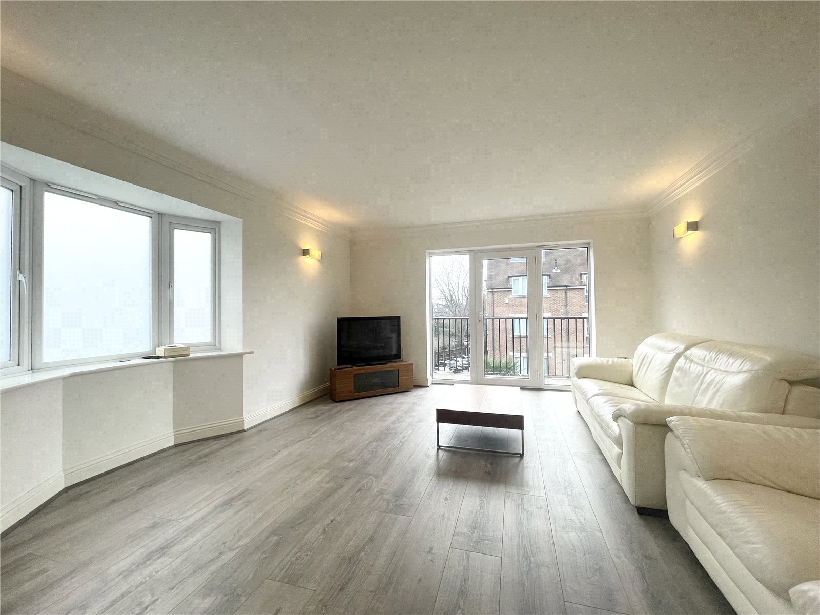 Woodside Park Road, London Statons