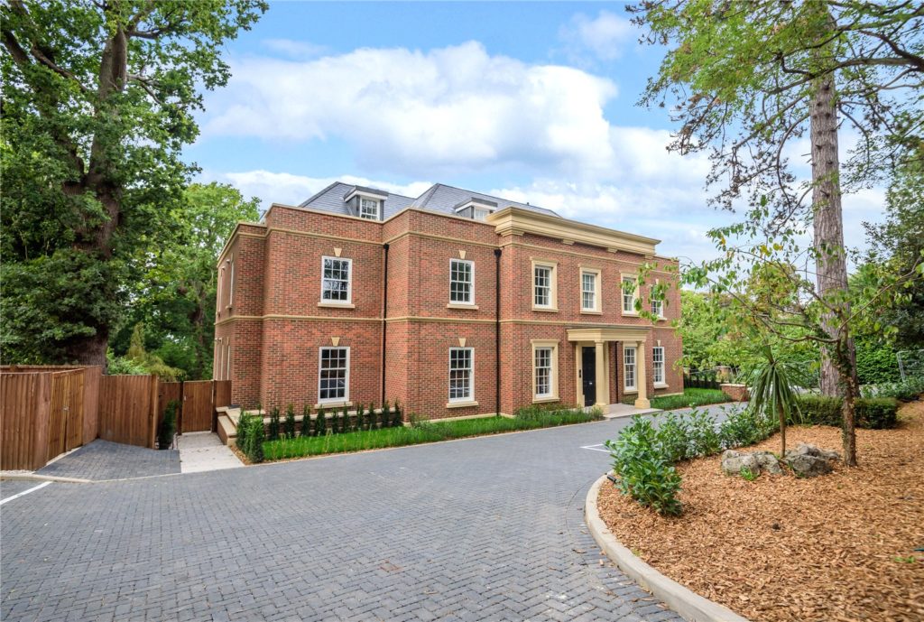 Eden House, Barnet Lane, Elstree