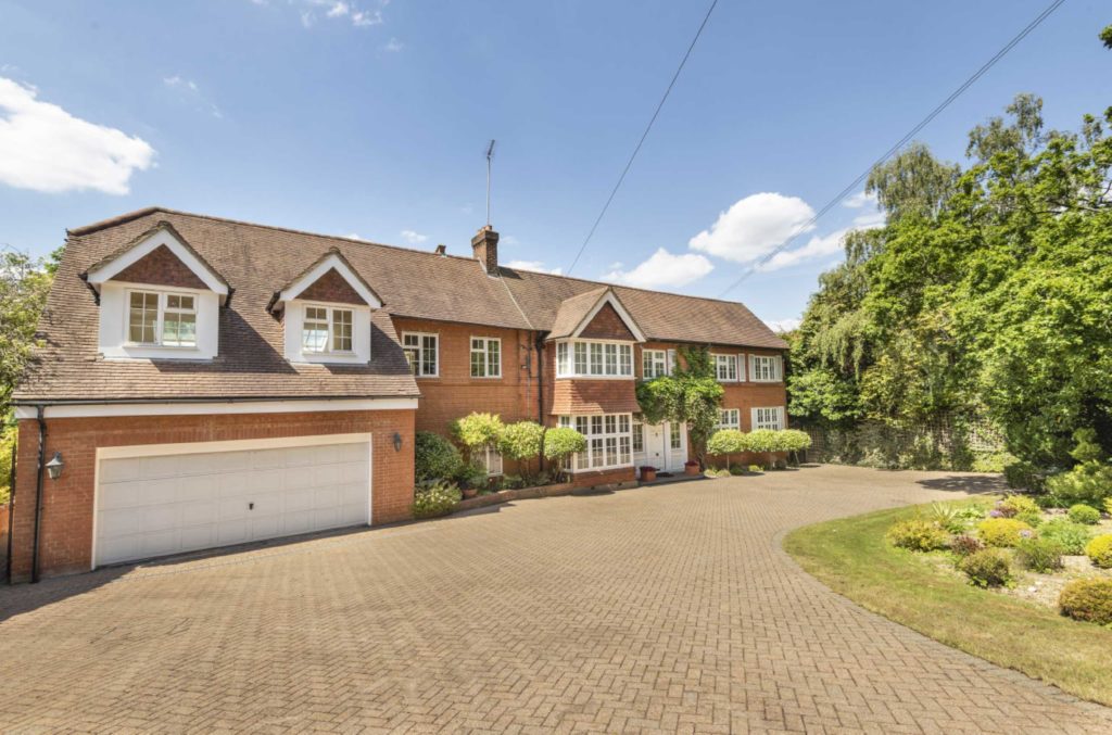 Barnet Lane, Elstree